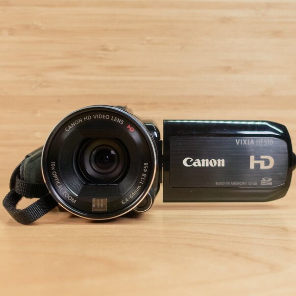 Canon VIXIA HF S10 / Full HD 1080p Camcorder / 32GB Flash / Tested / Japan - Picture 1 of 10